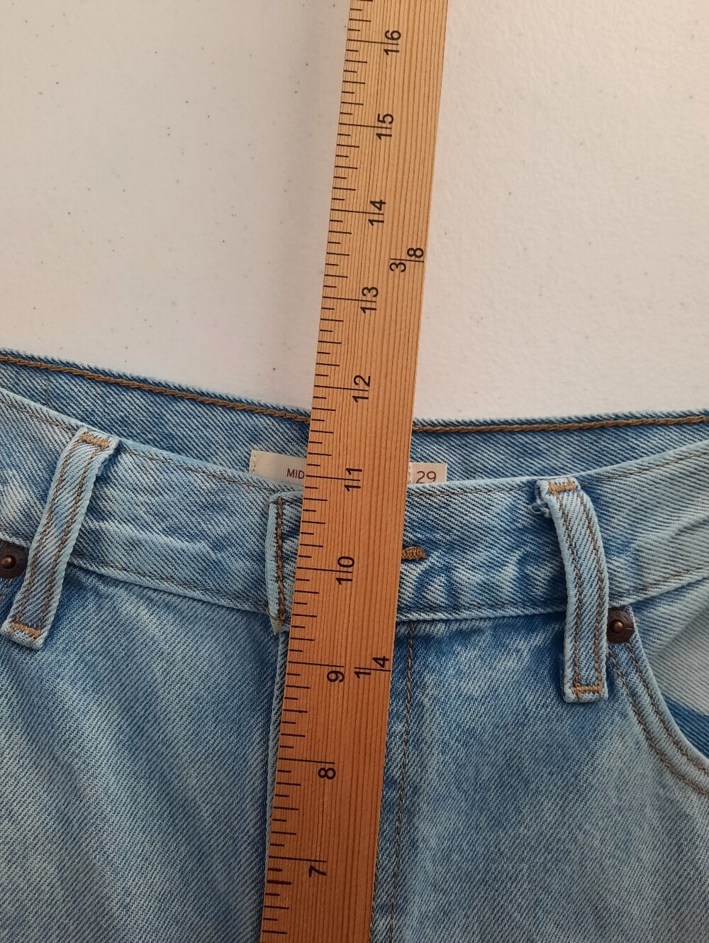 Levi's Middy Loose Boot Mid Rise Wide Leg Bootcut Jeans Easy Days Medium Wash 29 - Picture 11 of 14